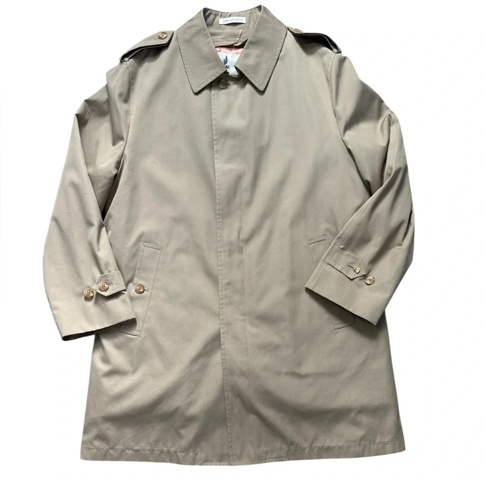 Misty Harbor Classic Tan Trench Coat‎ - Lined & Elegant